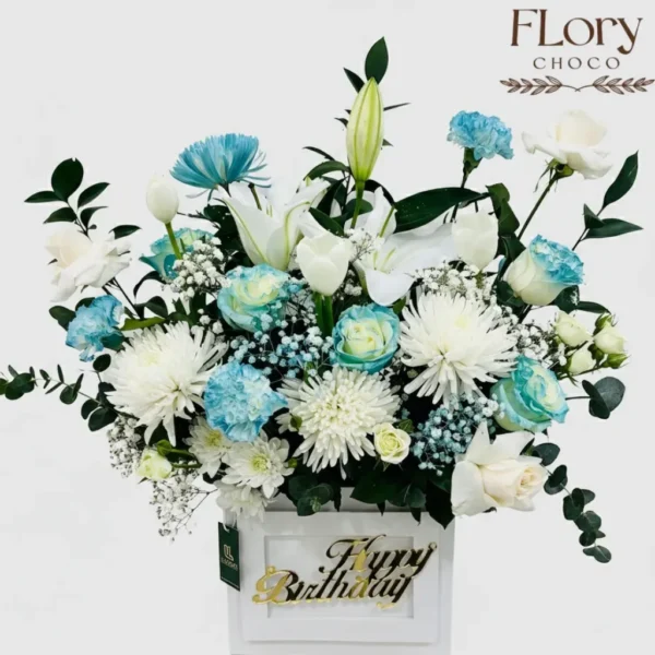 Calmara Floral Box mixed flowers arrangement for online flower delivery in Qatar
