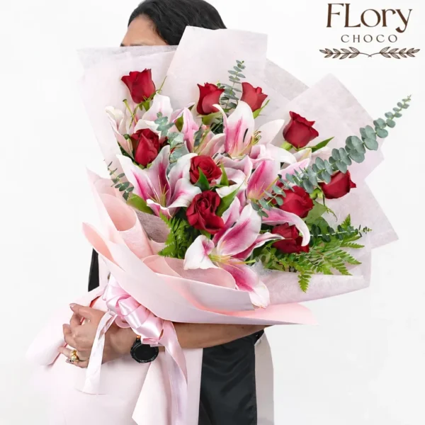 A vibrant Tulip Birthday Spark bouquet arranged as a joyful birthday gift with online flower delivery in Qatar.