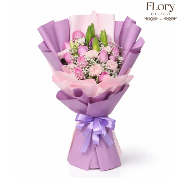 Buy Rosina Bouquet online in Qatar, soft pink flowers perfect for birthdays and surprises.