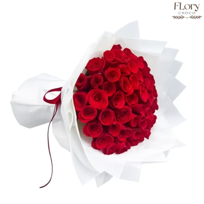 Love Whisper Bouquet, fresh romantic flowers to surprise her in Qatar with fast delivery